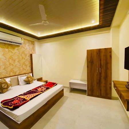 Hotel Mangal Bhog Nāthdwāra Exteriör bild