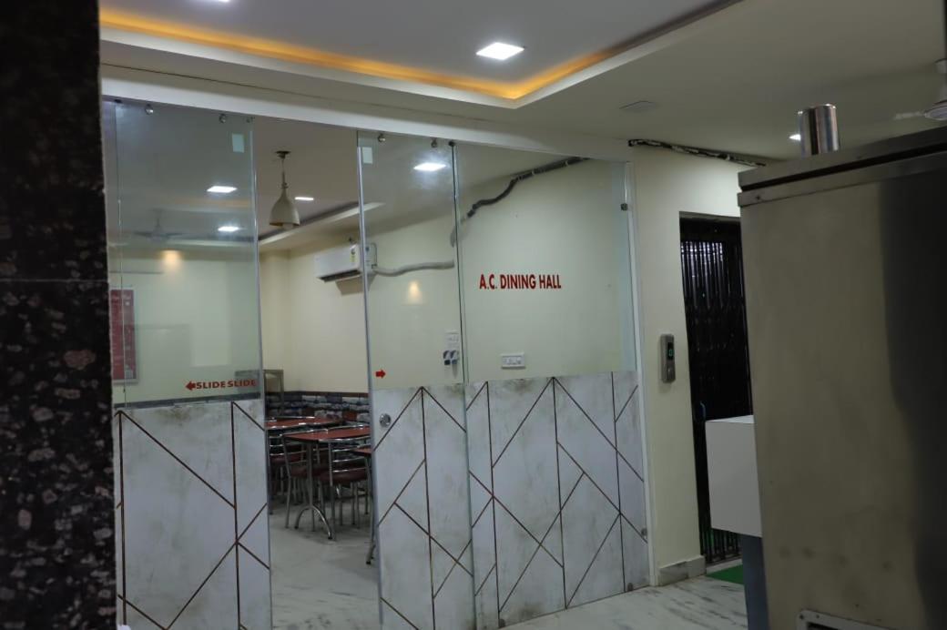 Hotel Mangal Bhog Nāthdwāra Exteriör bild